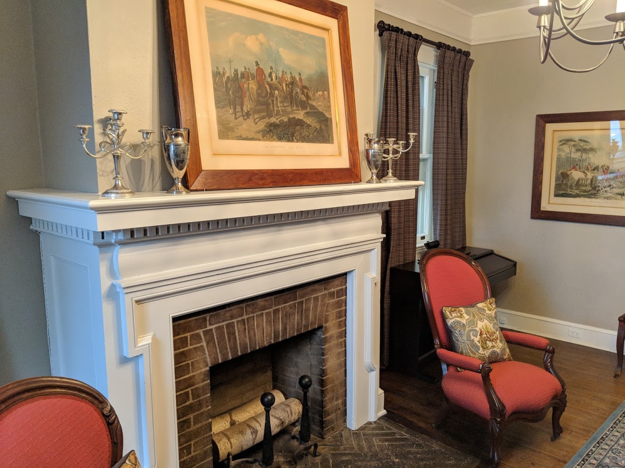 Hunt room fireplace