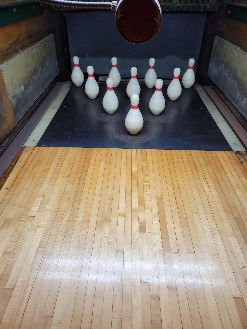 Equipment — Bowling, Detail